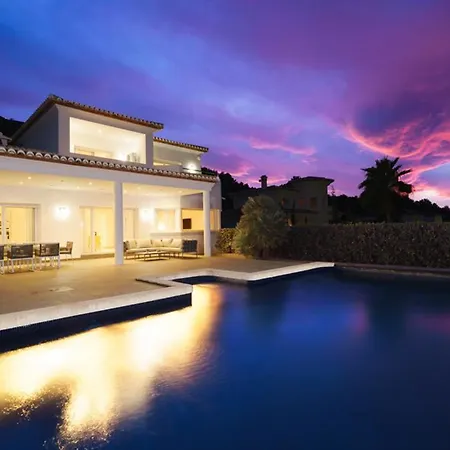 Villa Con Piscina Privada Y Vistas, 4 Hab, Cerca Playa, Ideal Familias Y Amigos - Hisp-216-217 Benitachell